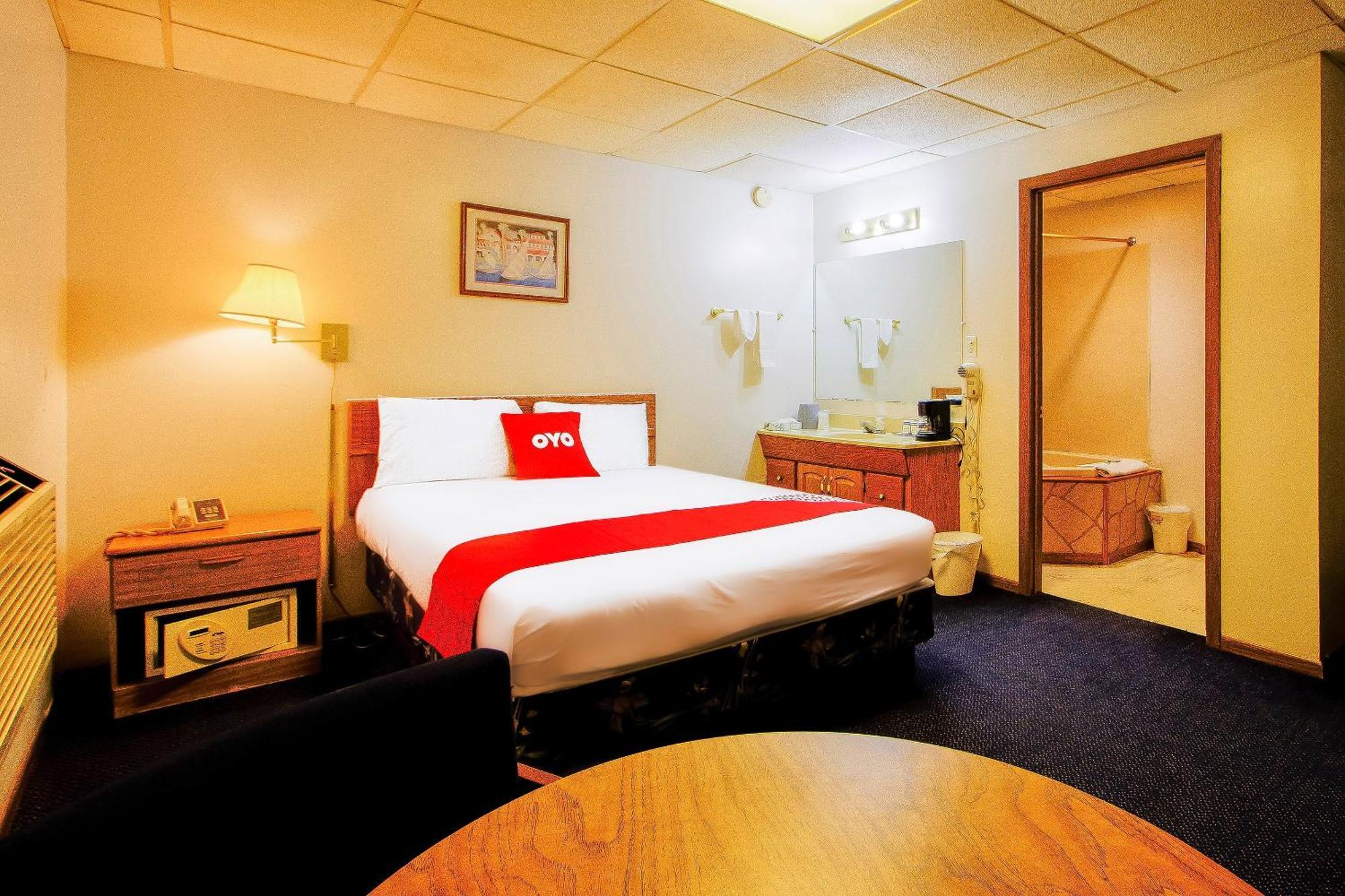 Oyo Hotel Chapmanville Inn, Wv - Hwy 119 מראה חיצוני תמונה