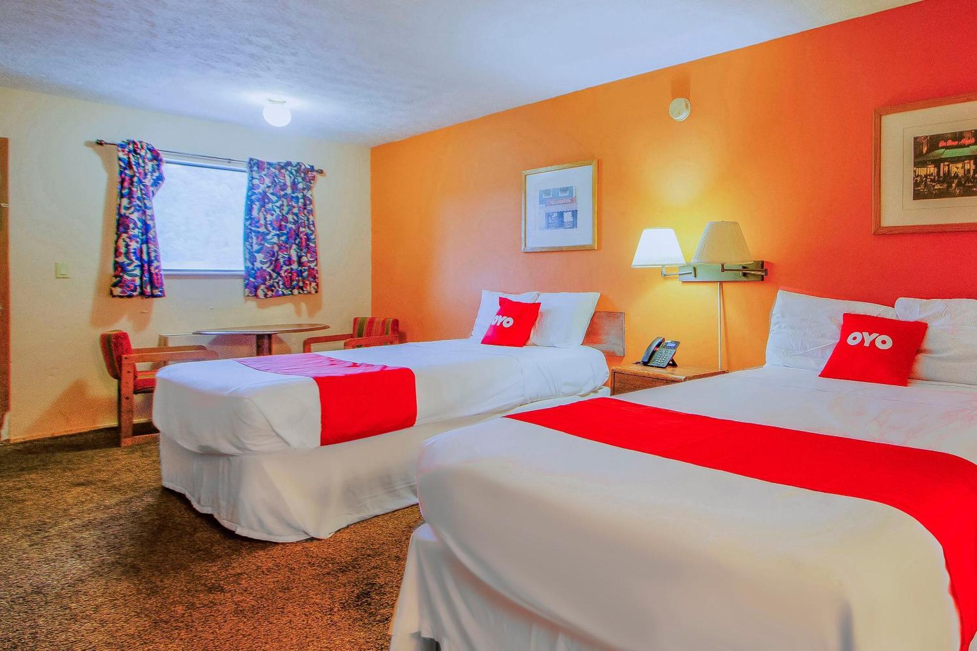 Oyo Hotel Chapmanville Inn, Wv - Hwy 119 מראה חיצוני תמונה