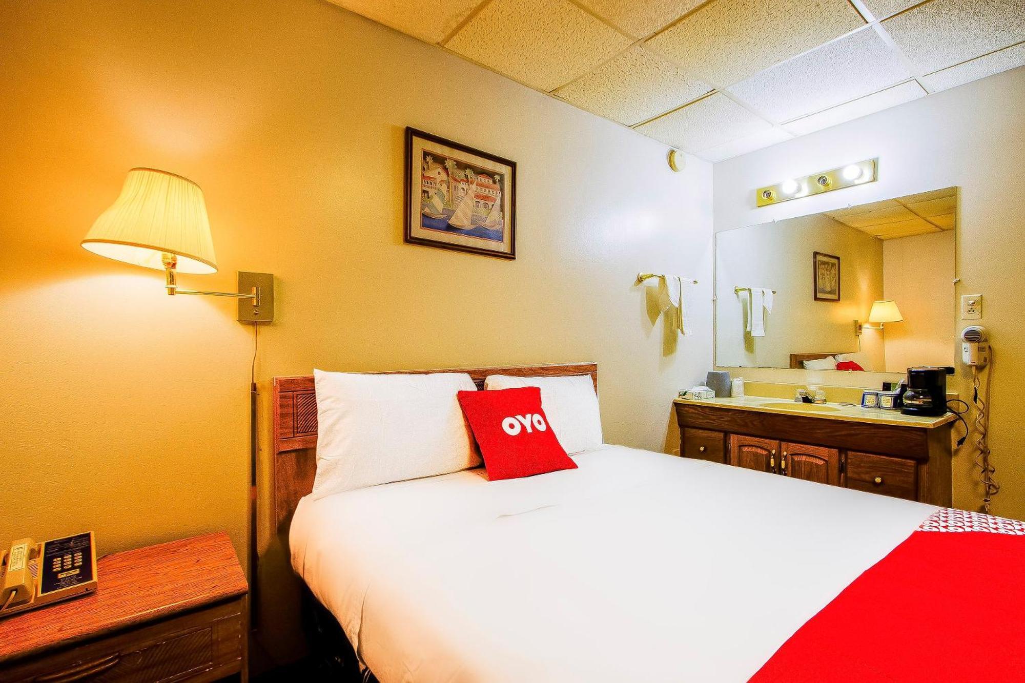 Oyo Hotel Chapmanville Inn, Wv - Hwy 119 מראה חיצוני תמונה